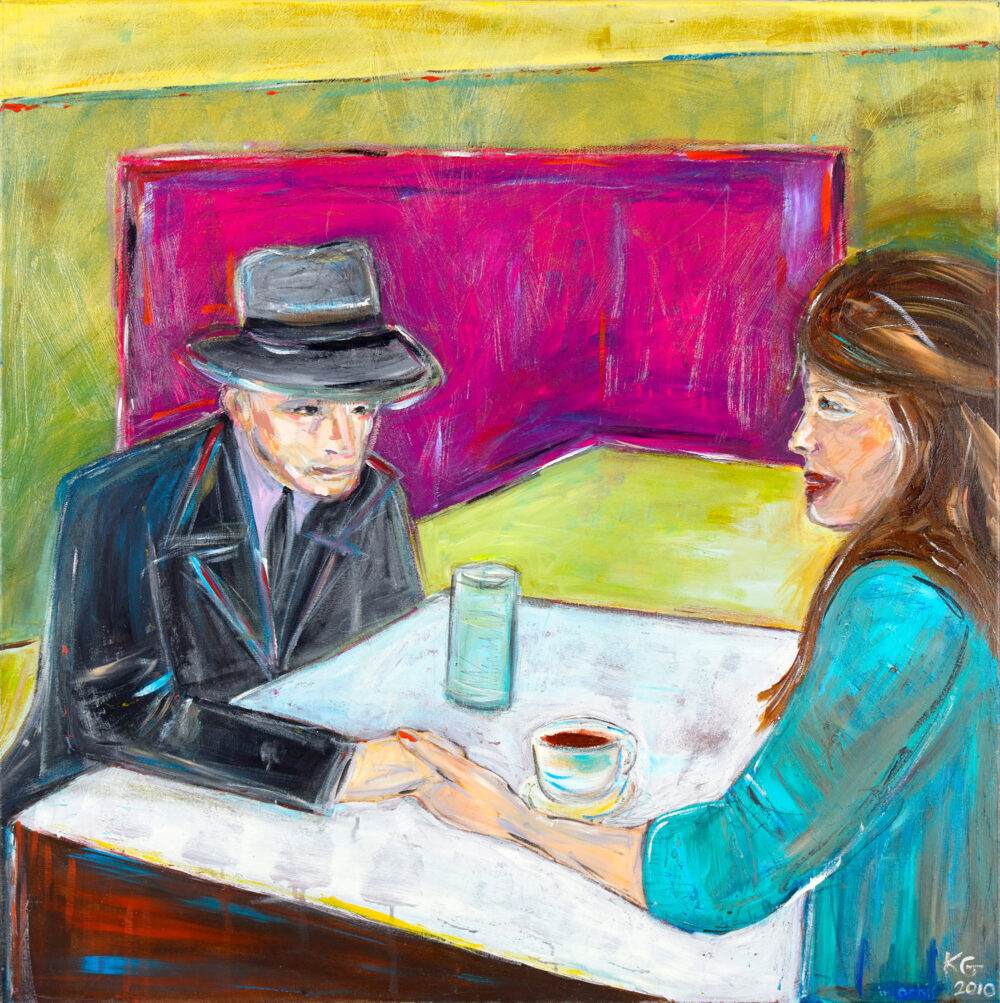 Das Bild zeigt eine Caféhaus-Szene in ausdrucksvollen Farben. Ein Mann mit grauen Hut, Anzugsjacke und Krawatte und eine Frau mit mittelbraunen langen Haaren und sitzen sich an einem Tisch gegenüber und halten sich an der Hand. Sie schaut ihn an und lächelt, er schaut etwas abwesend auf den Tisch. Auf dem Tisch stehen ein Glas und eine Kaffeetasse mit Untertasse. Der Hintergrund ist in den Farben Grün-Gelb und Pink abstrahiert dargestellt.